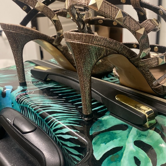 Glitter Heels - Picture 4 of 6